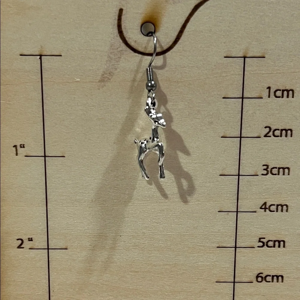 N/A charming silver